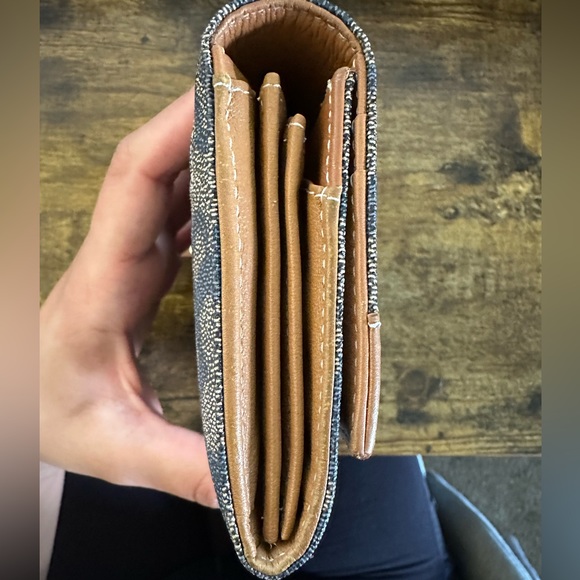 TOUS Wallet - Picture 4 of 9